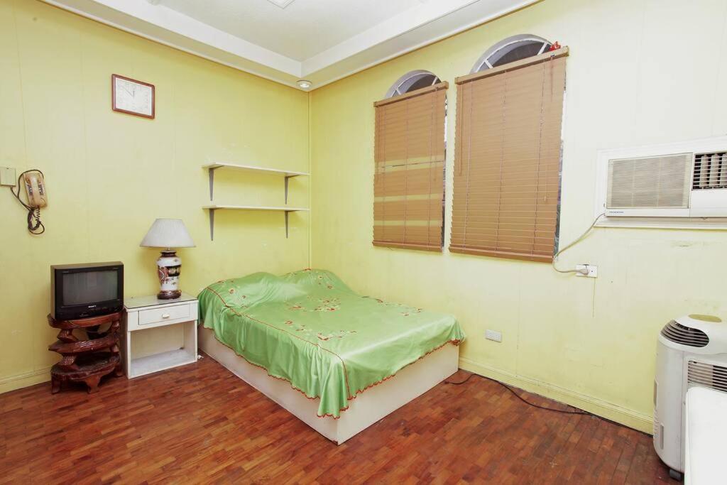 Big House In Quezon City Manila Esterno foto